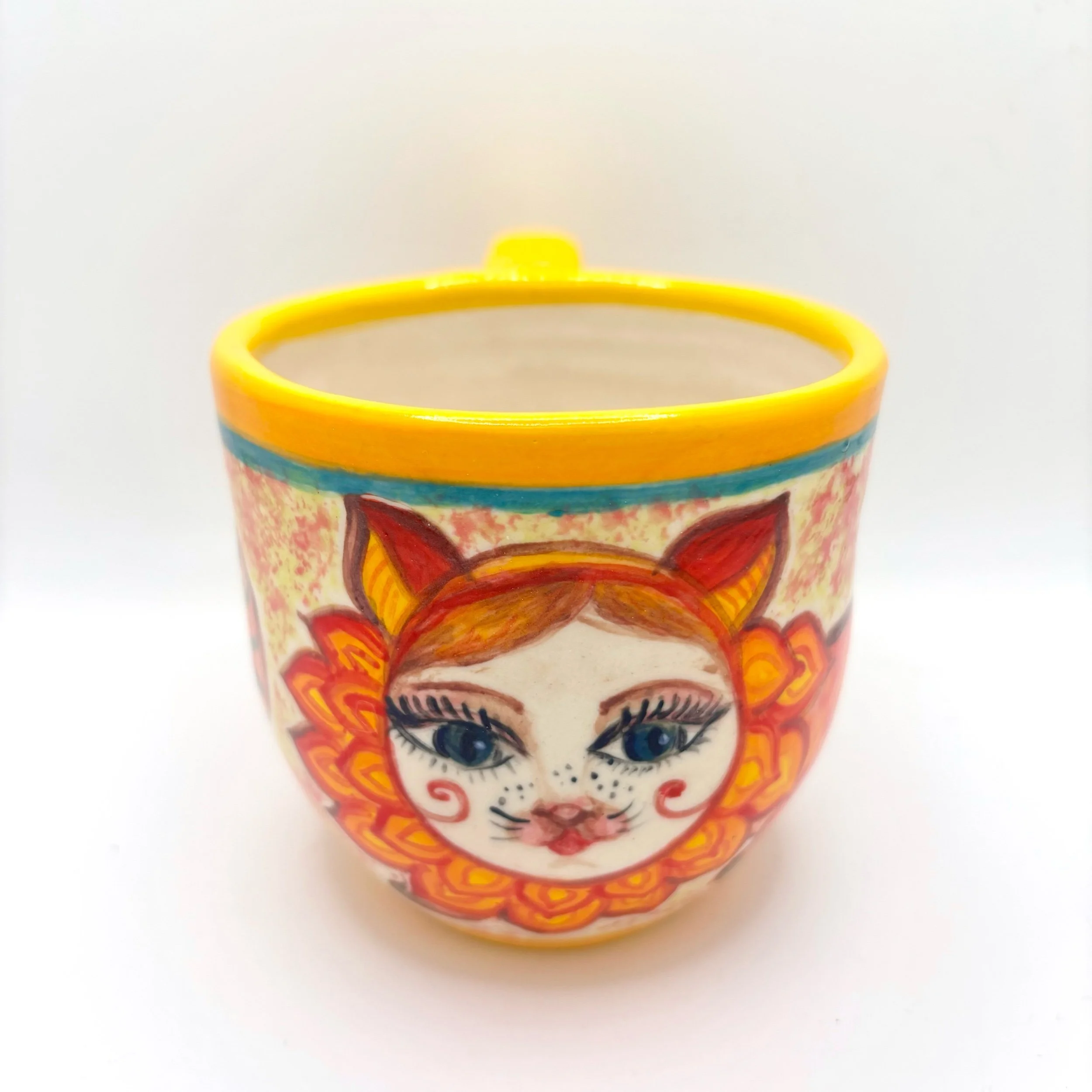 Sunny cat cup