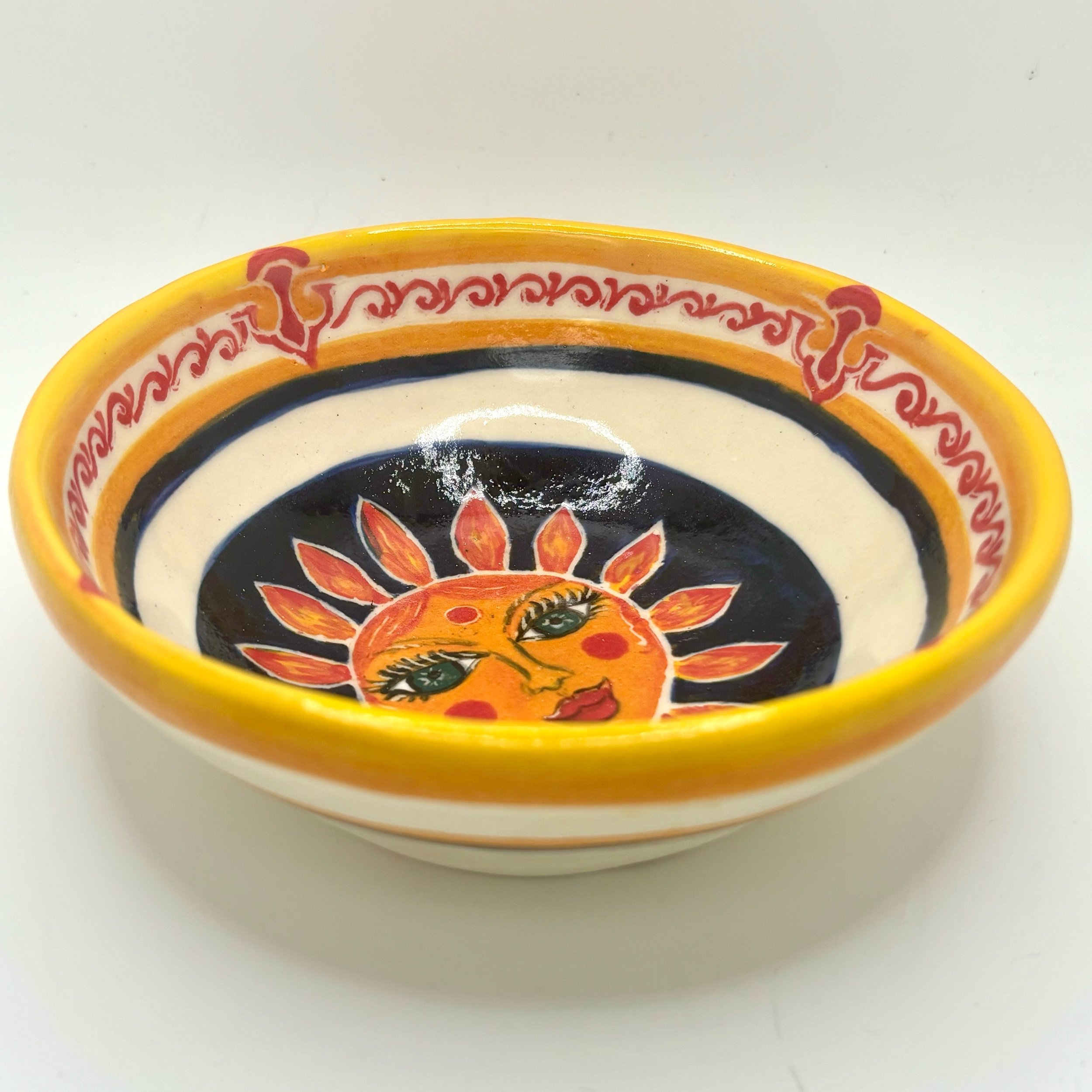 Sunny girl bowl